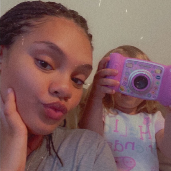 Meet your Posher, Sam - Picture 1 of 1